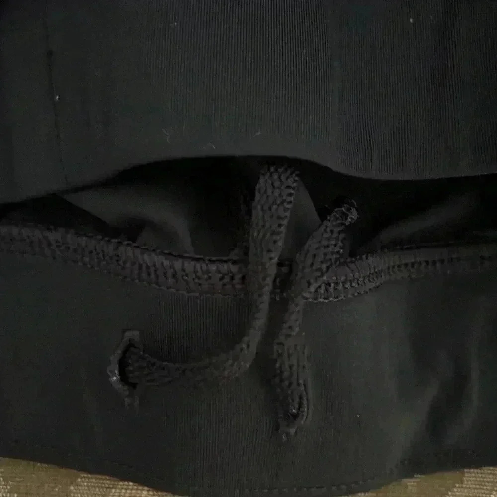 Girls youth medium UA black sorts EUC - Picture 5 of 5